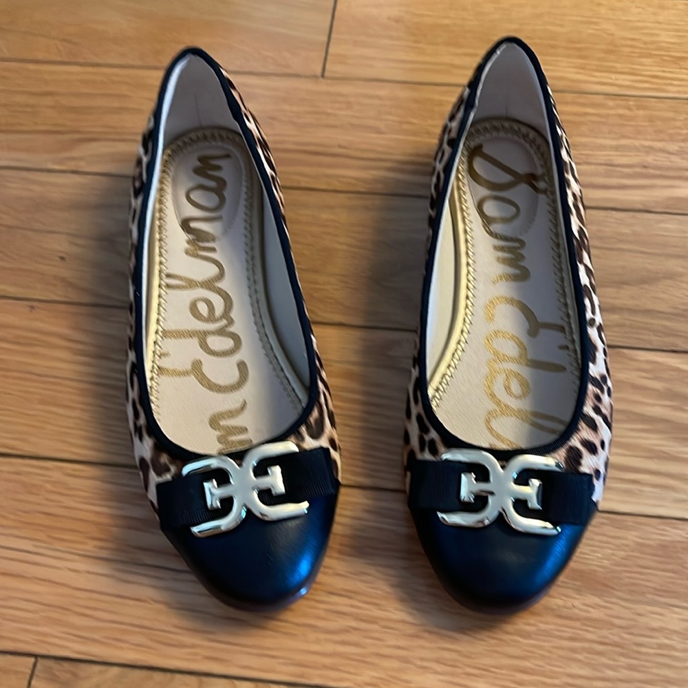 Sam Edelman Mega Logo Cap Flats